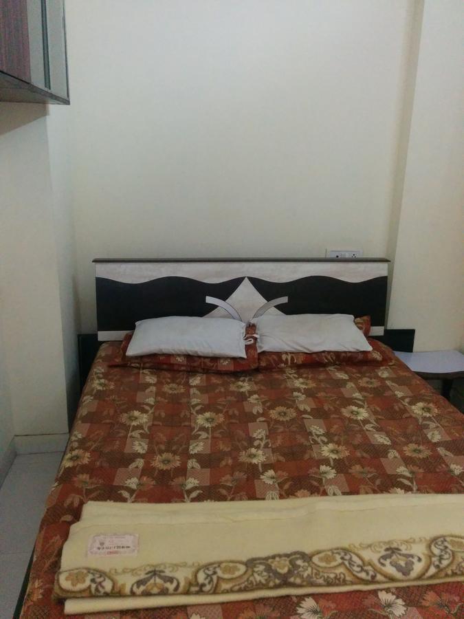 Comfortable Living Navi Mumbai Buitenkant foto